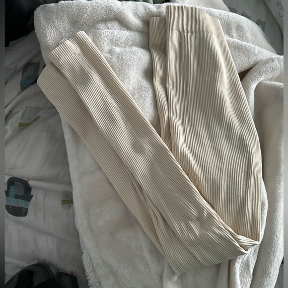 Zara ribbed seamless set - Picture 7 of 11